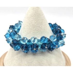 Blue Beaded Cluster Bracelet Stretchy Size 6.25 Faceted Crystals Beautiful EUC